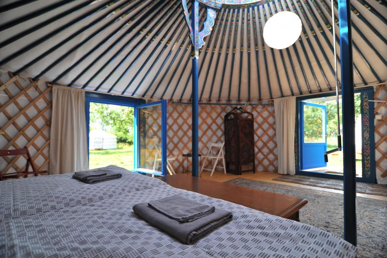 Jurty V Sadu Luxury tent Cesky Brod