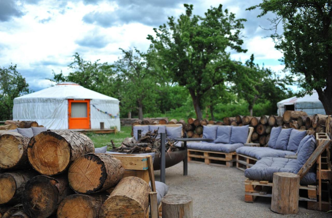 Jurty V Sadu Luxury tent *