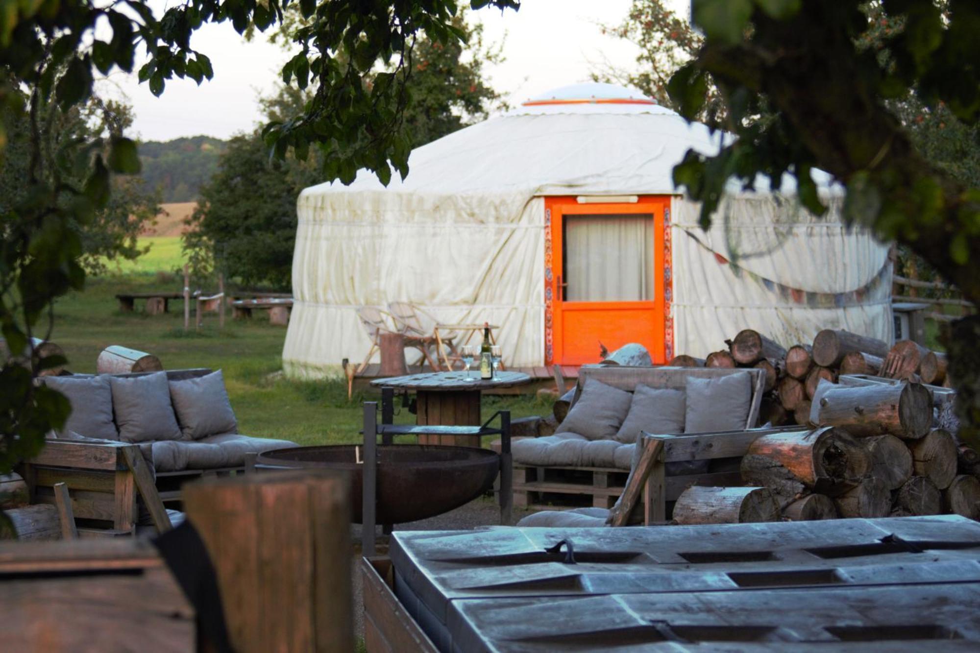 Jurty V Sadu Luxury tent *